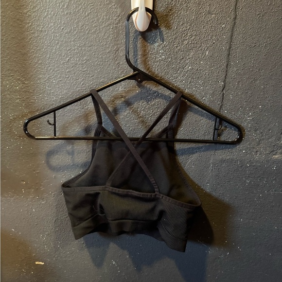 Nike Women's Black High-Neck Sports Bra - Picture 2 of 4